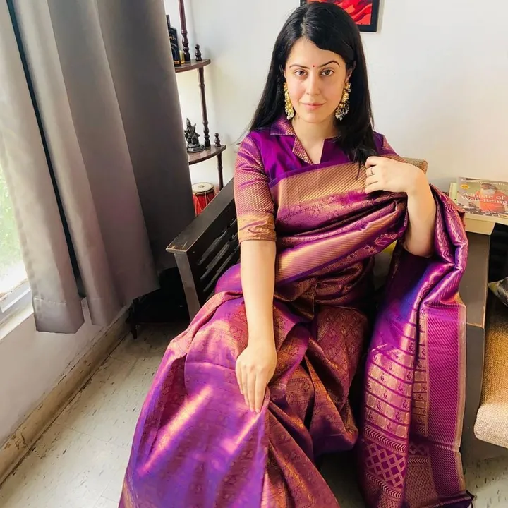 Beautiful purple 💜 saree with blouse piece  uploaded by Dhananjay Creations Pvt Ltd. on 2/17/2023