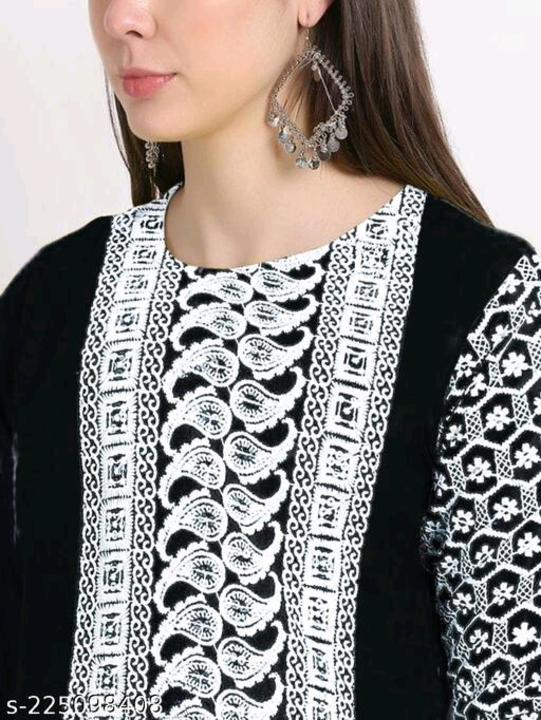 Post image I want 50+ pieces of Kurti at a total order value of 500. I am looking for Online work . Please send me price if you have this available.
