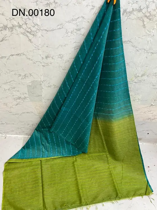 DOUBLE DYED SAREE uploaded by WeaveMe India on 2/17/2023