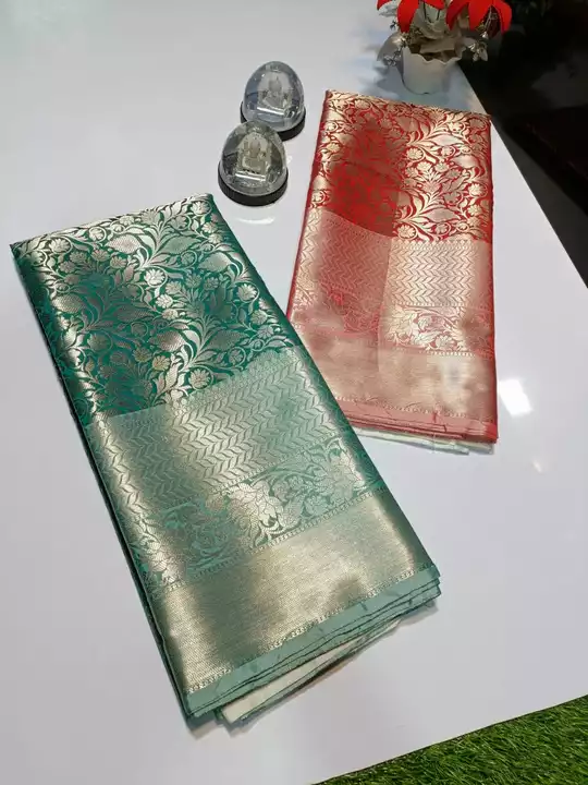 Banarasi Taffeta Soft Silk Saree, Cash On Delivery Available  uploaded by M M K SAREE on 2/17/2023