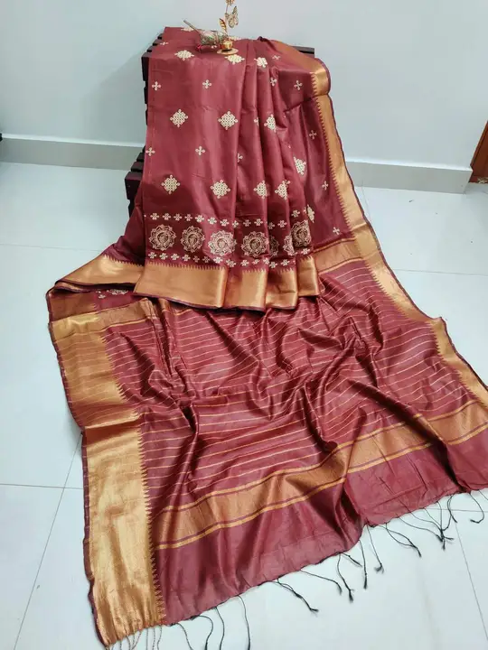 Product uploaded by MK HANDLOOM on 2/18/2023