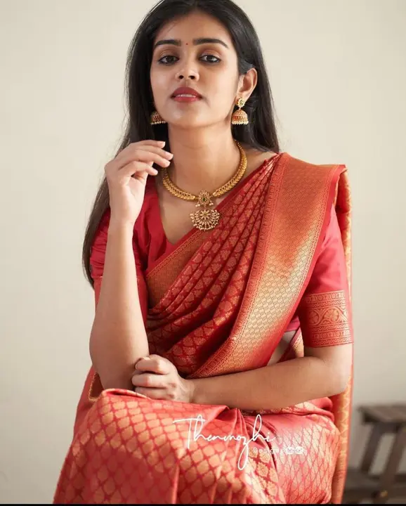 Beautiful banarasi silk saree with blouse piece  uploaded by Dhananjay Creations Pvt Ltd. on 2/18/2023
