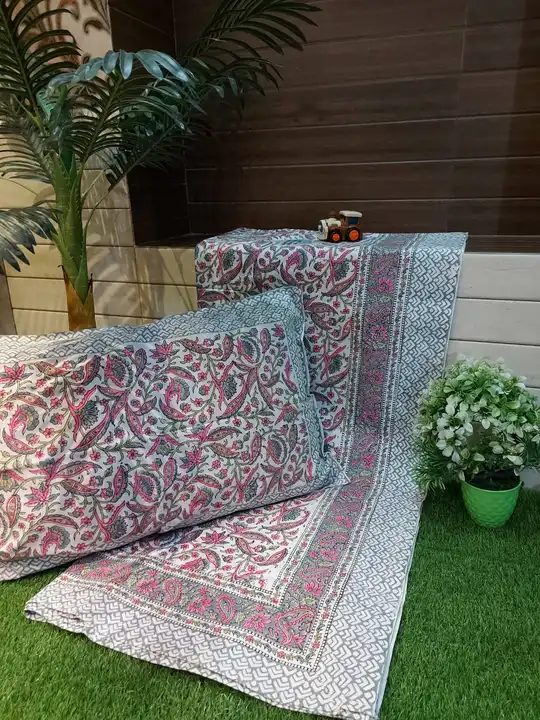 Singal bedsheets hand block print  uploaded by Nayab fashion on 2/18/2023