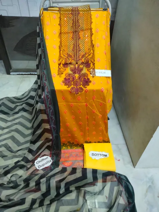 Product uploaded by Dresses , Handloom and democratic items on 2/19/2023