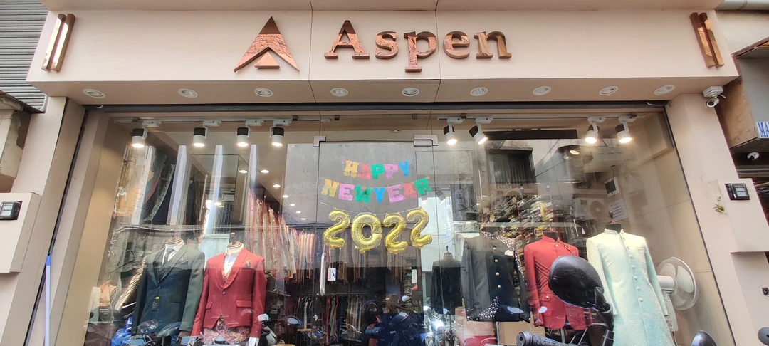 Shop Store Images of Aspen Vestirio