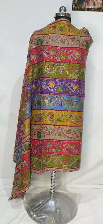 Beautiful kalamkari shawls uploaded by business on 2/19/2023