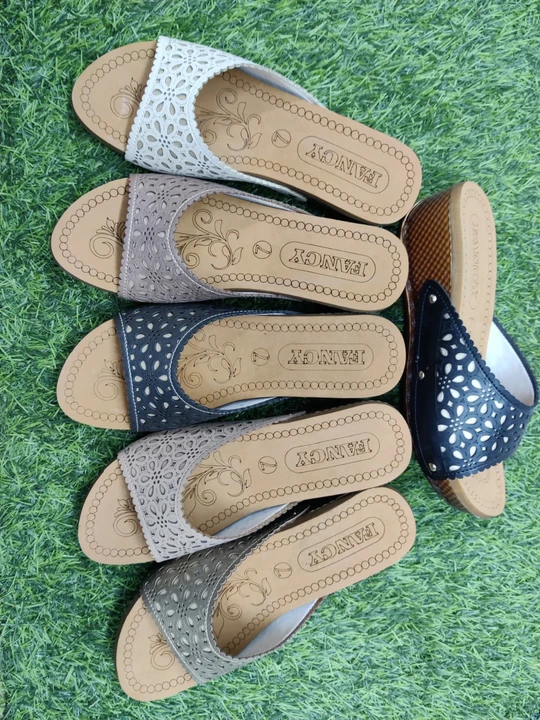 Perfect ladies chappals uploaded by Shoe world footwear and PVC air balloon  on 5/21/2024