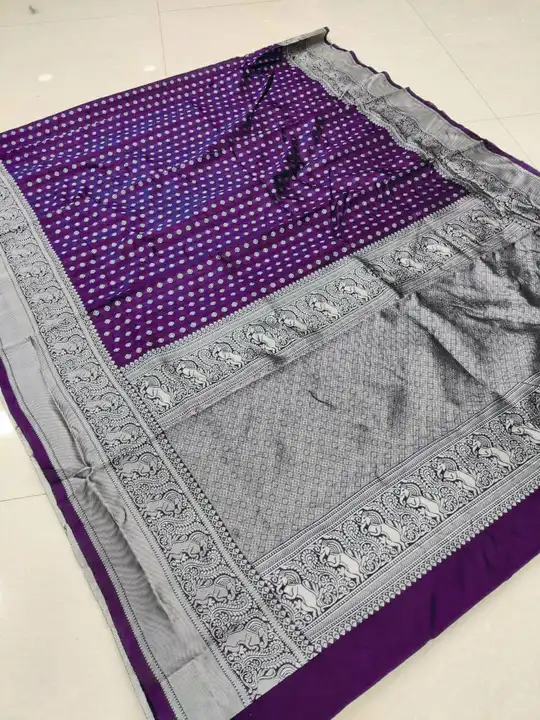 Banarsi silk saree purple saree 💜 uploaded by Dhananjay Creations Pvt Ltd. on 2/20/2023