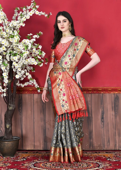 Beautiful banarasi silk saree with blouse piece  uploaded by Dhananjay Creations Pvt Ltd. on 2/20/2023