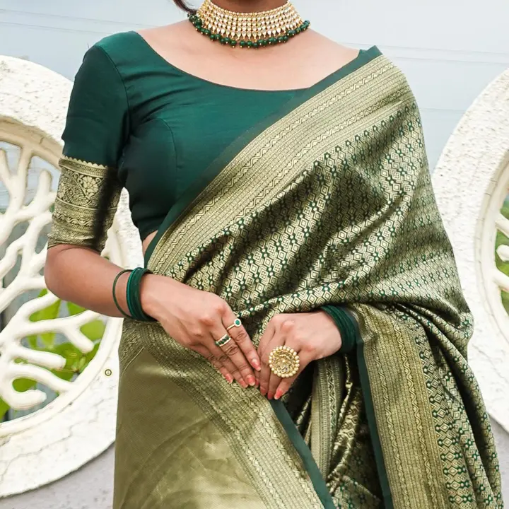 Banarasi Silk and soft saree for wedding wears  uploaded by DHANANJAY CREATION  on 2/20/2023