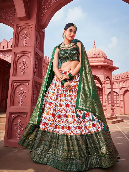 Product image with price: Rs. 1099, ID: designer-party-wear-lehenga-4db4e6e2
