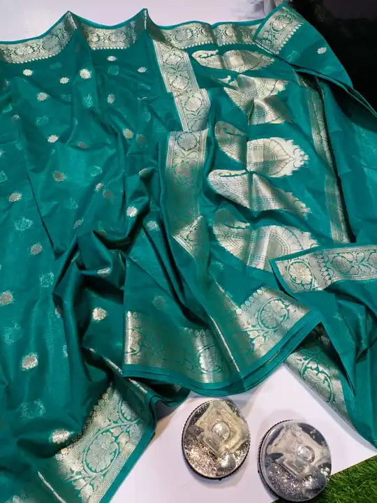 Semi georget saree  uploaded by Ahmad silk fabric on 2/21/2023