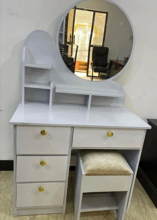 Dressing table  uploaded by S S Furniture      manufacture factory 🏭 supply  on 5/29/2024
