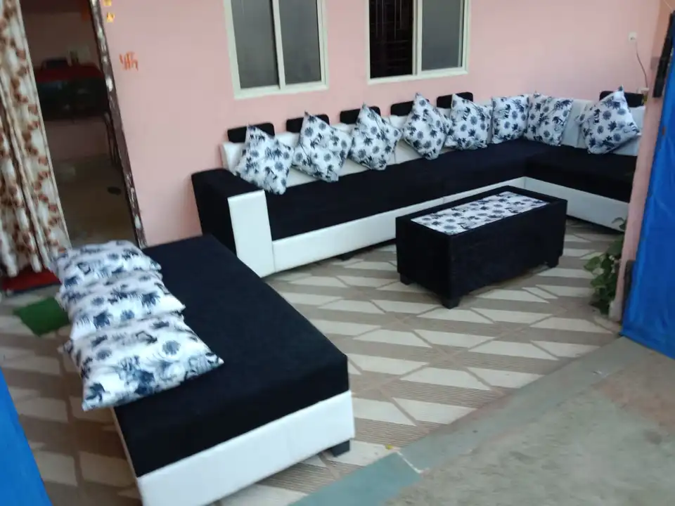 Product uploaded by Anushka furniture and carpenter on 2/21/2023