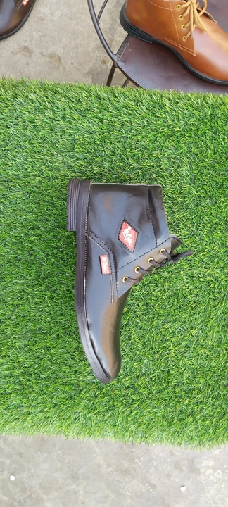 Product uploaded by Shoes wholesaler  on 2/22/2023