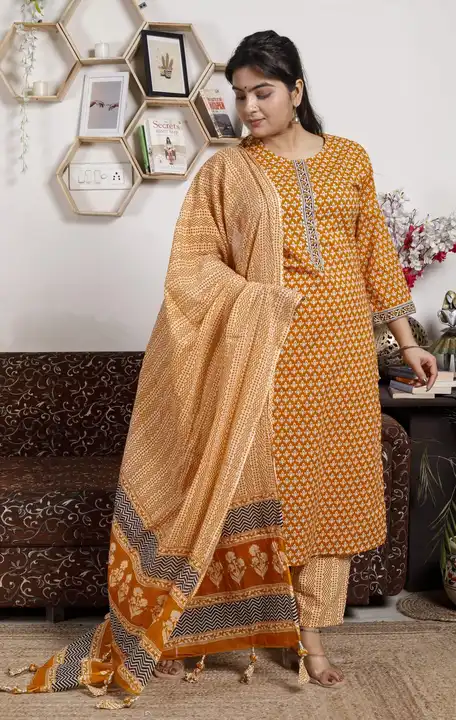 Cotton suit ladies uploaded by Mishthi gabtex on 2/22/2023