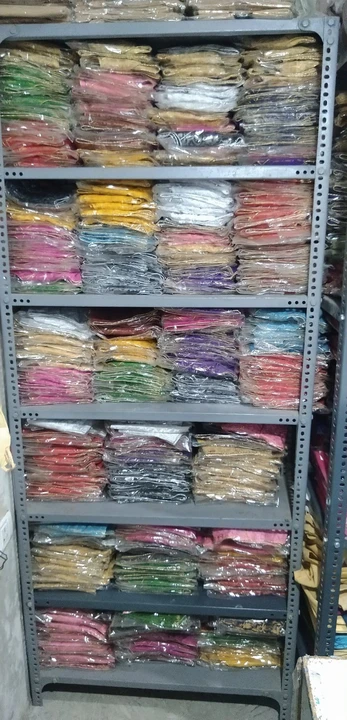 Warehouse Store Images of Hm Satyam collection