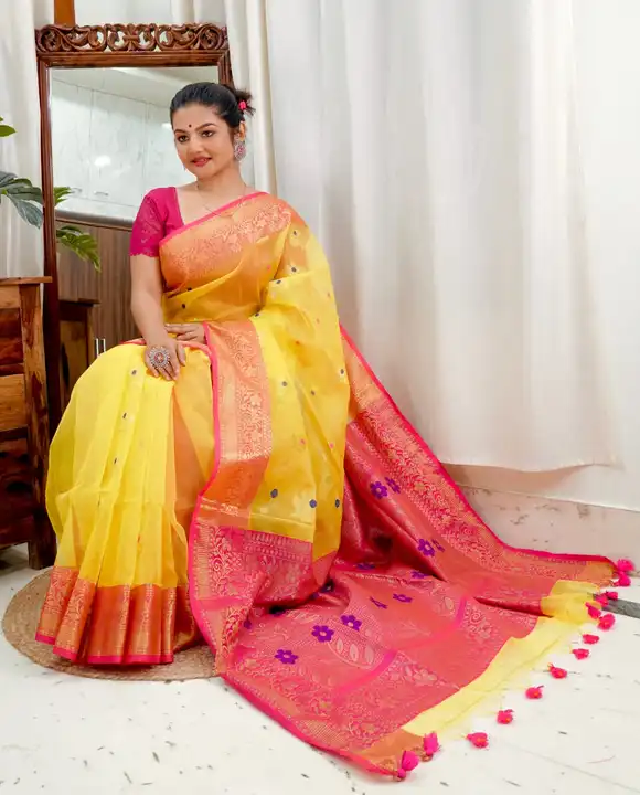 RESOM soft silk saree uploaded by Saraswati handloom saree on 2/23/2023