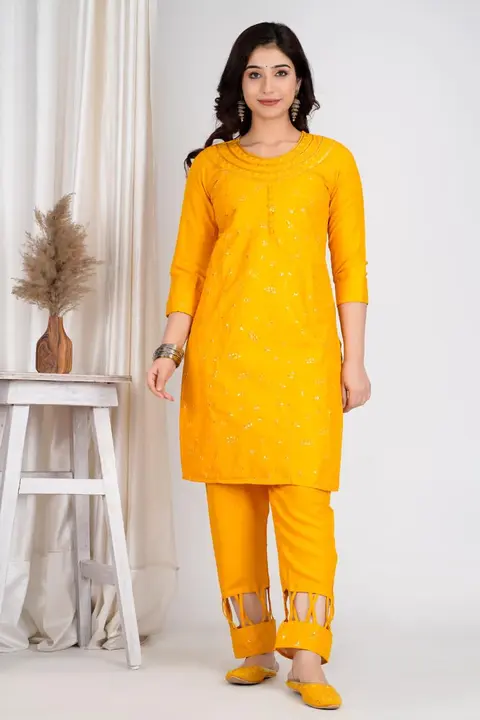 Kurti,pant with Juti set for women  uploaded by business on 2/23/2023