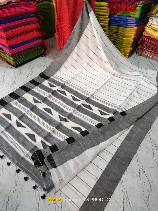 HANDLOOM SAREE uploaded by business on 2/23/2023
