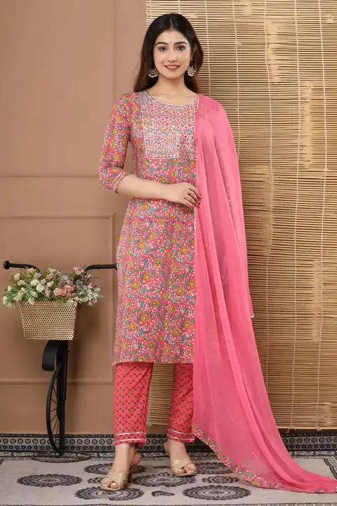Woman attractive multipink 3pc suit  uploaded by Prakesh creation on 2/23/2023