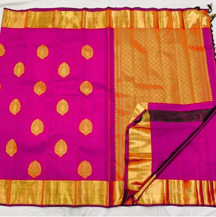 Soft lichi silk rich Pallu saree uploaded by DUDHAT Impax on 2/24/2023