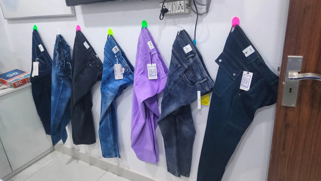 Warehouse Store Images of Blue eyes jeans