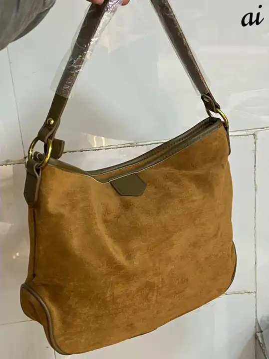 Hand bag uploaded by T&I bags  on 2/24/2023