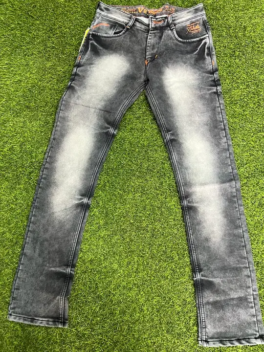Post image I want 50+ pieces of Jeans at a total order value of 10000. Please send me price if you have this available.