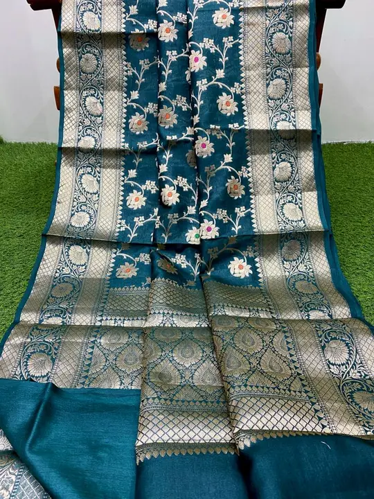 

Banarasi fancy daybal Sami Georgette fabric

Meena jaal braber baorder soft fabric uploaded by business on 2/24/2023