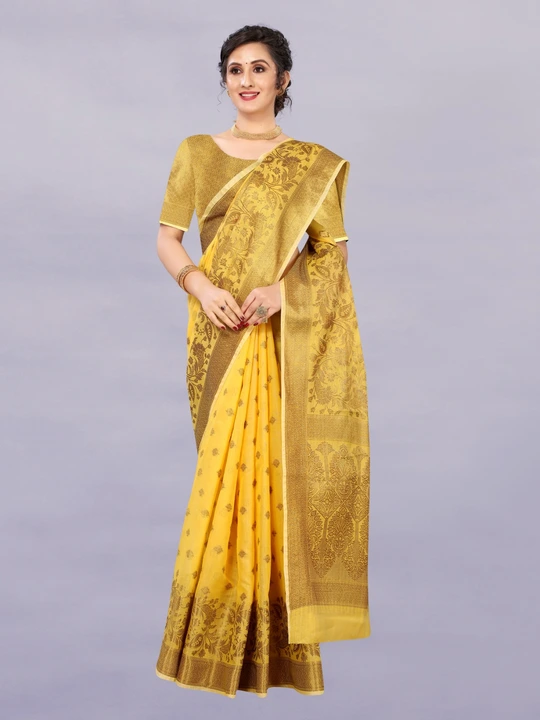 Copper zari weaving with rich pallu Beautiful yellow colour 💛 uploaded by Dhananjay Creations Pvt Ltd. on 2/24/2023