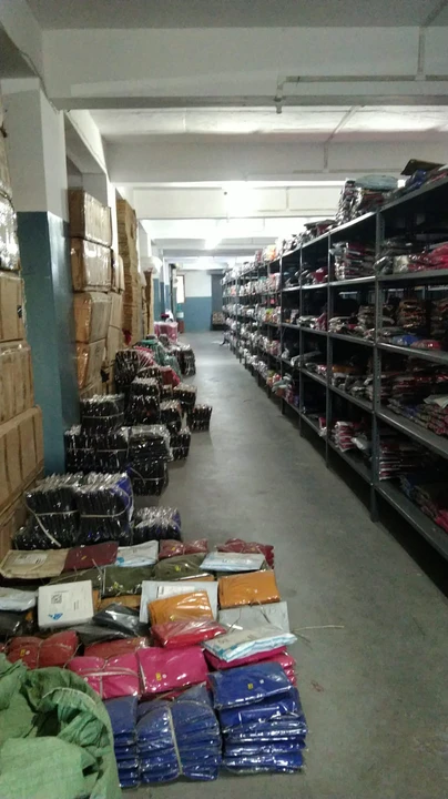 Warehouse Store Images of DYRECT DEALS