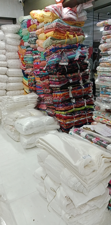 Factory Store Images of सुमित्रा textiles