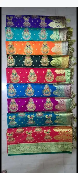 Full embroidery work Saree
Length - 6 meter
Colour - 8 
Packing with box
Heavy quality saree
 uploaded by Salik Garments on 2/25/2023