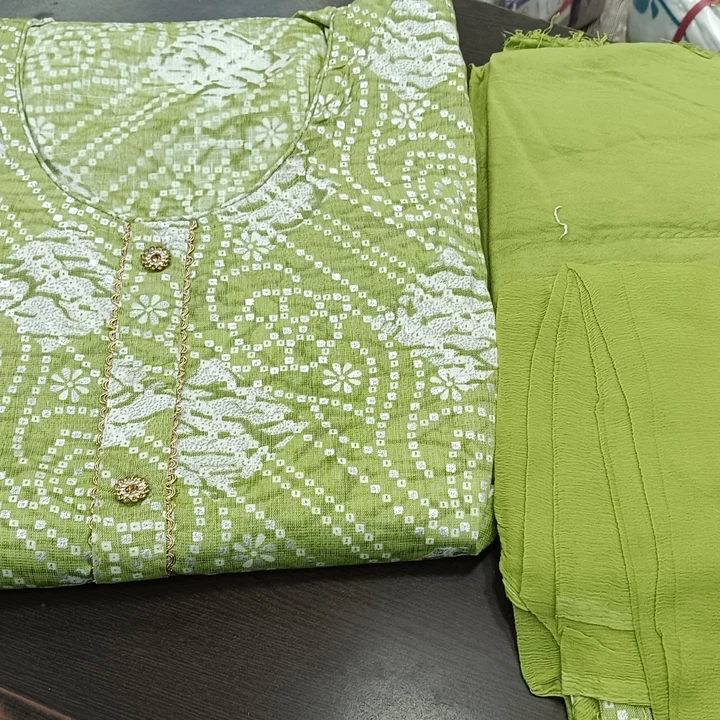 Green suit fabrics with dupptta uploaded by AAR ENTERPRISES on 2/25/2023