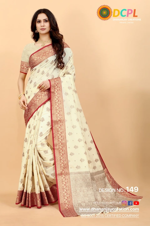 Beautiful saree with unstitch blouse piece  uploaded by Dhananjay Creations Pvt Ltd. on 2/25/2023