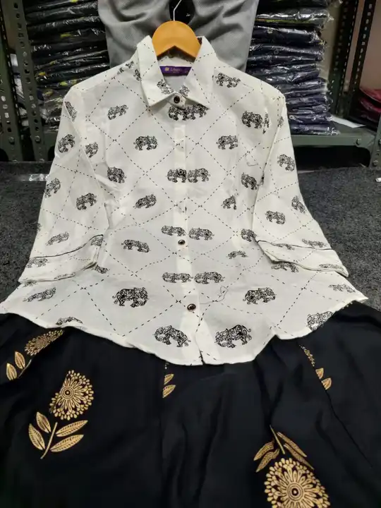Product image of *New Design Launch*



💃💃 *Beautiful Heavy cotton Flax Elephant Printed Top with Gold Printed Rayo, price: Rs. 675, ID: new-design-launch-beautiful-heavy-cotton-flax-elephant-printed-top-with-gold-printed-rayo-5856aa03