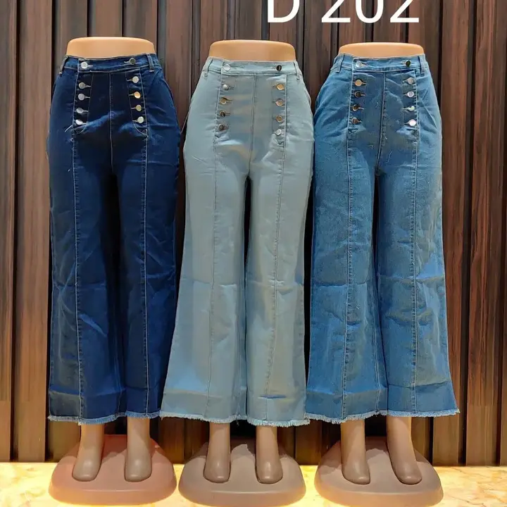 Ladies mom fit jeans uploaded by Tirupati garments on 2/25/2023
