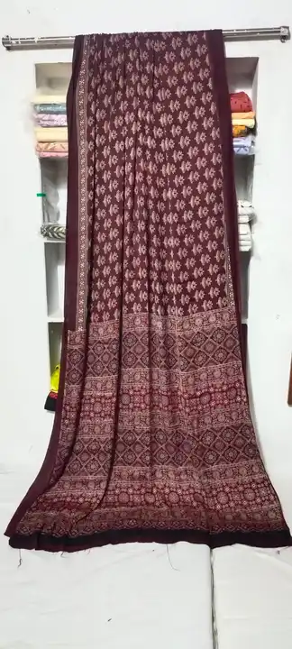 Ajrakh print hand block mulmul cotton saree

 uploaded by HEMA ART & CRAFT on 2/25/2023