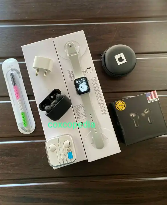 Apple Watch Series 7 And Airpods Pro  Bla k Combo* 😍
*6in1 Boom Boom Combo*   uploaded by Team of coxcopedia  on 2/26/2023