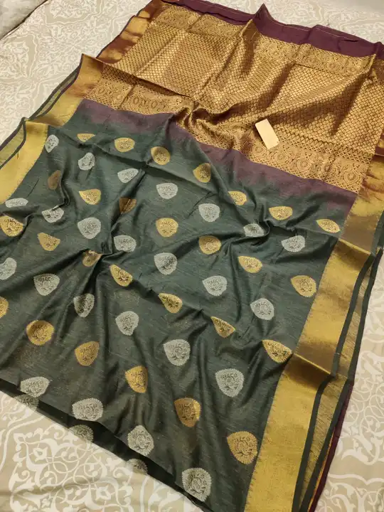Khadi cotton saree  uploaded by Krishna fashion on 2/26/2023