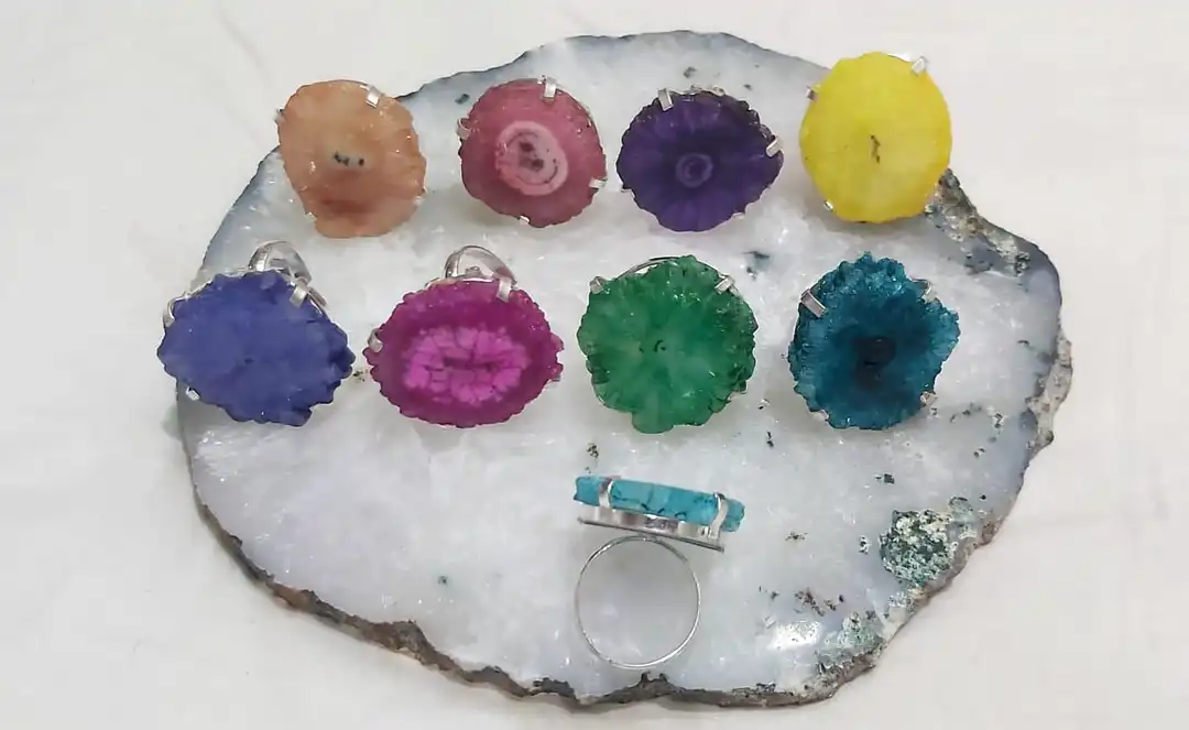 Product uploaded by Agate Gemstone jewelry parlour on 2/26/2023