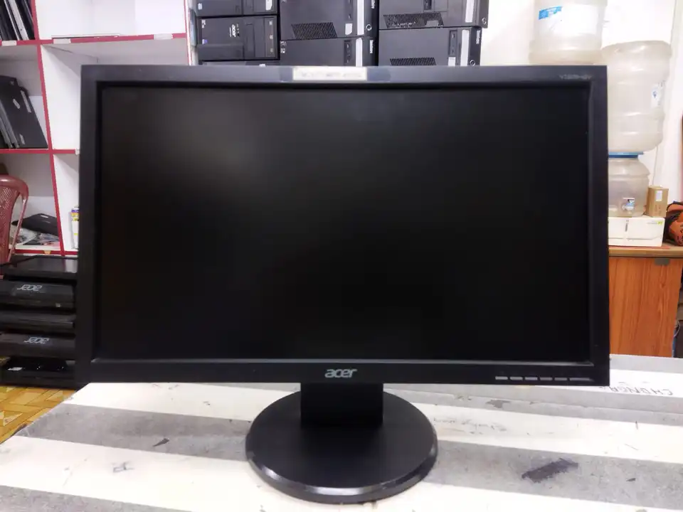 Post image Second hand loptop &amp; desktop available in excellent condition