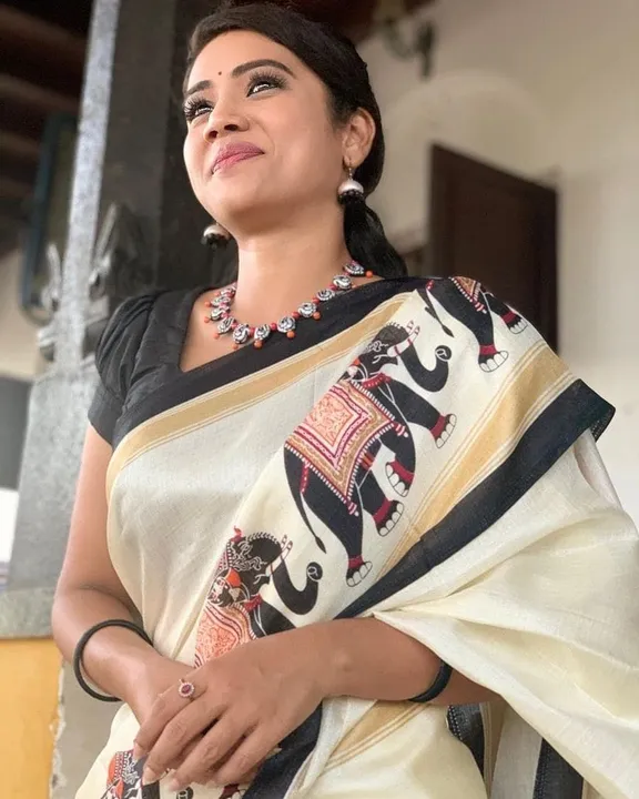Saree Khadi silk  uploaded by K-Naz silk international on 2/27/2023