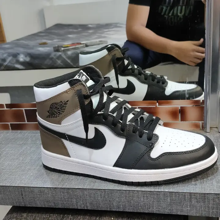 Air Jordan 1  uploaded by business on 2/27/2023