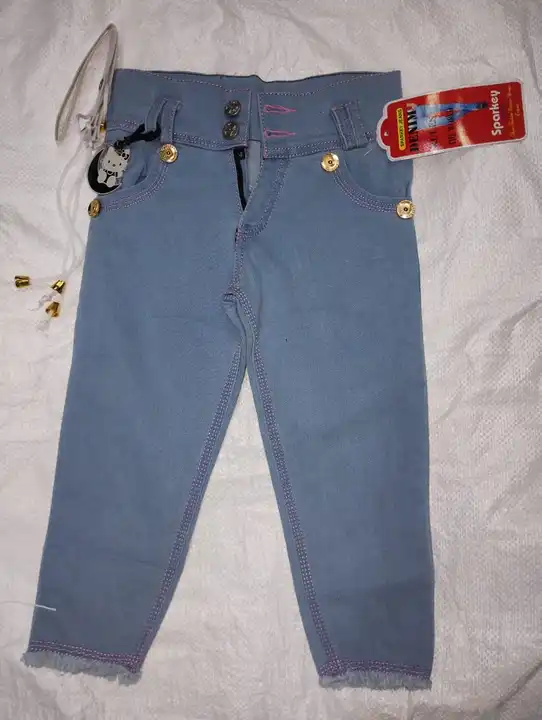 Girls denim jeans uploaded by business on 2/28/2023