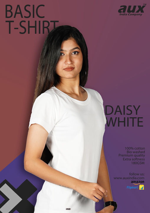 Aux Women's solid Daisy White Roundneck Tshirt uploaded by business on 2/23/2021