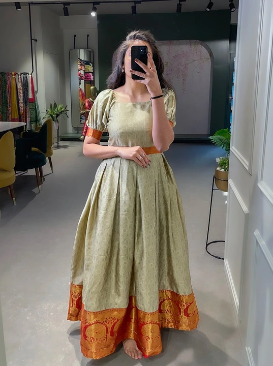 Gown  uploaded by Divya Fashion on 2/28/2023