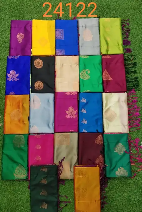 Soft silk sarees uploaded by Manik Enterprises on 2/28/2023