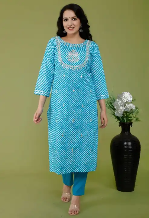 Post image All new lehariya cotton printed  kurti pant set. Available in 2 beautiful colors Sky blue and Purple.
Available Sizes - M,L,XL,XXL
DM For More Details 😎

Join what's app group -
https://chat.whatsapp.com/B4kjccmaoK4BW78IsiNzqE

Join Instagram page-
https://instagram.com/ach_kurtis?igshid=YmJhNjkzNzY=